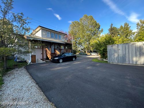 1030 Denali St, Anchorage, AK, 99501-3712 | Card Image