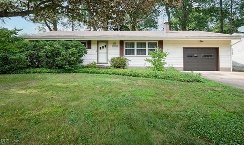 4355 Victoria Ter Se, Warren, OH, 44484-4842 | Card Image