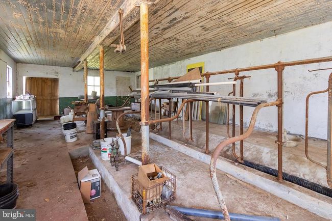 2048 Hinton Rd, House other with 2 bedrooms, 2 bathrooms and null parking in KEARNEYSVILLE WV | Image 87