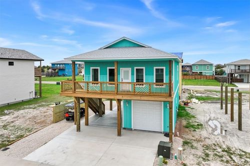 235 Port Mansfield St, Port Aransas, TX, 78373-1260 | Card Image
