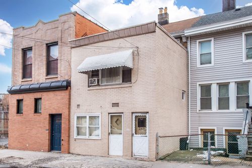 269 Fairmount Ave, Jersey City, NJ, 07306-4713 | Card Image