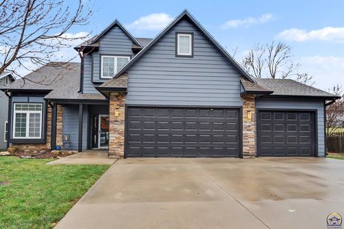 2807 Harper St, Lawrence, KS, 66046-5020 | Card Image