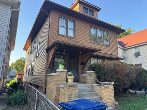 538 May St, Waukegan, IL, 60085-7445 | Card Image