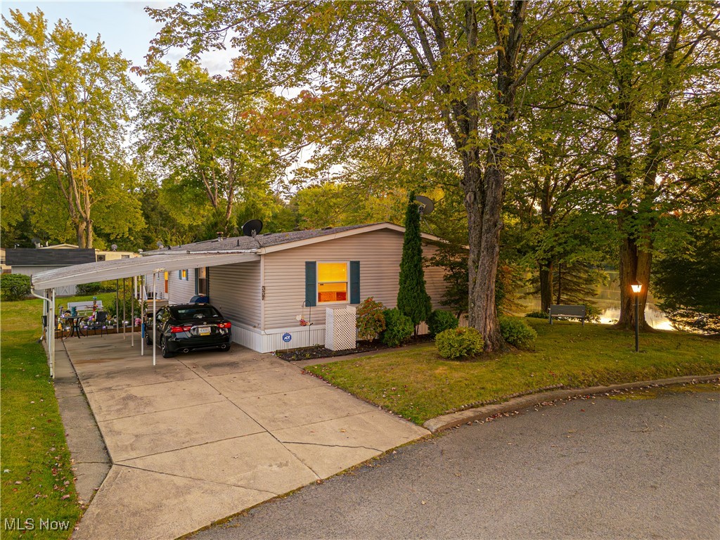 Edgewater Pines Dr, Warren, OH 44481