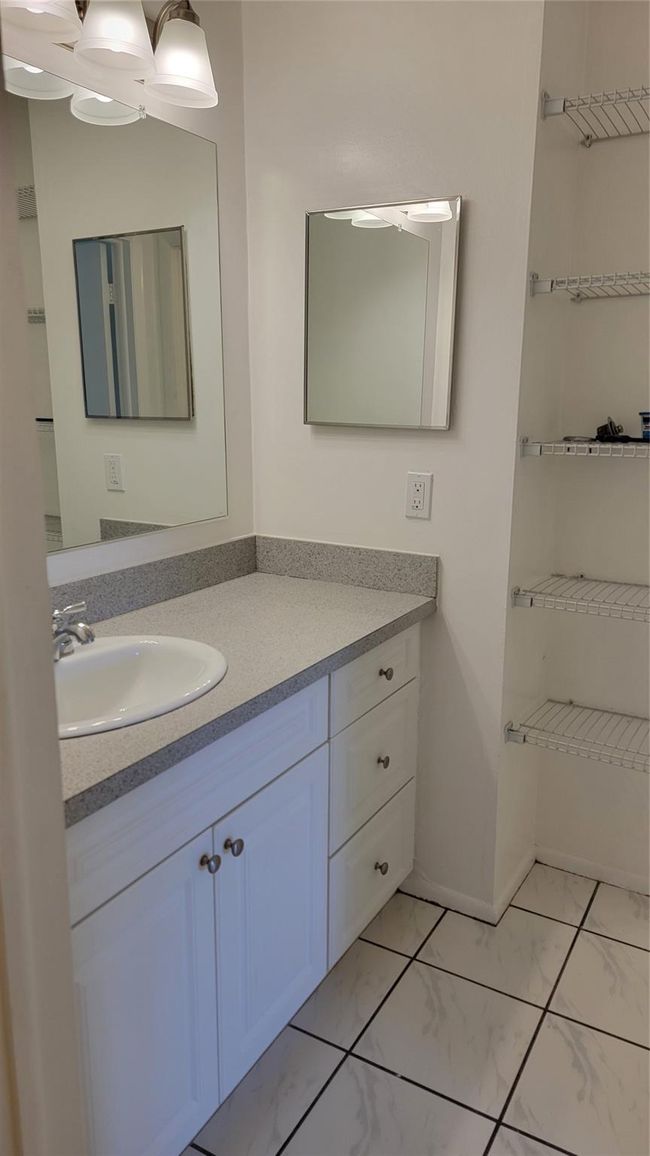 APT-202B - 2700 Riverside Dr, Condo with 1 bedrooms, 1 bathrooms and null parking in Coral Springs FL | Image 7