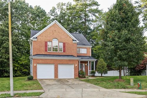303 Bexley Park Way, Newport News, VA, 23608-2224 | Card Image