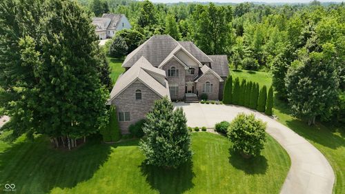 1008 Westcreek Dr, Columbus, IN, 47201-1108 | Card Image