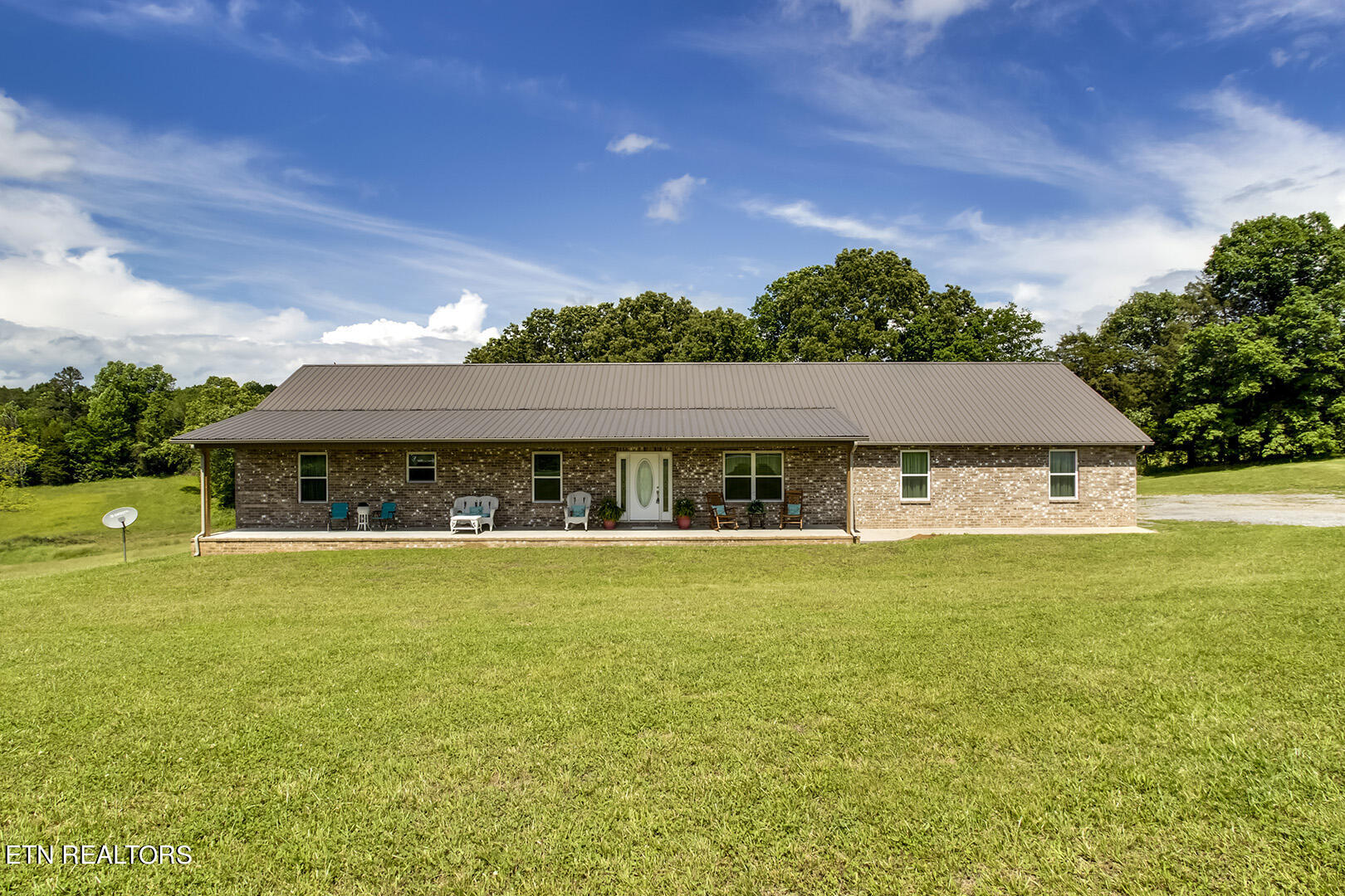Ross Rd, Philadelphia, TN 37846