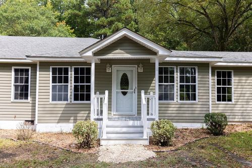 9363 Forrest Dr, Ivor, VA, 23866-3039 | Card Image
