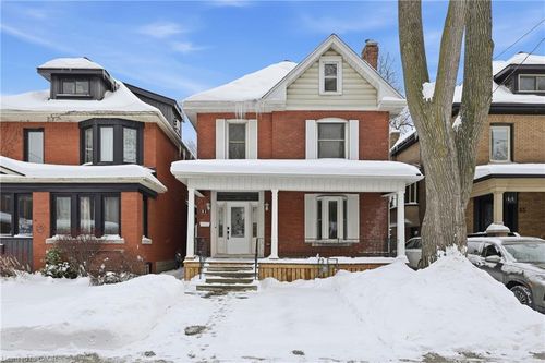 upper-51 Barnesdale Ave S, Hamilton, ON, L8M2V3 | Card Image