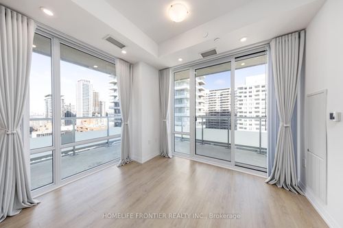 2203-25 Holly St, Toronto, ON, M4S0E3 | Card Image