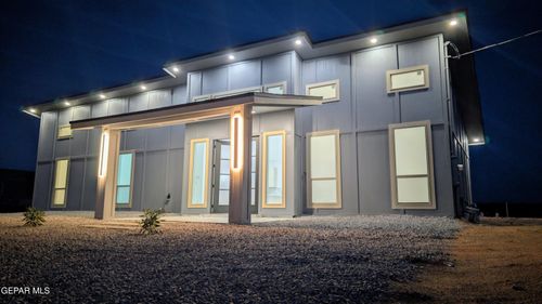 693 San Jose, Chaparral, NM, 88081-7172 | Card Image