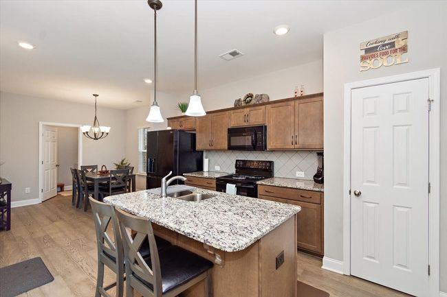 433 Longstone Rd, Townhouse with 3 bedrooms, 3 bathrooms and 3 parking in Gallatin TN | Image 14