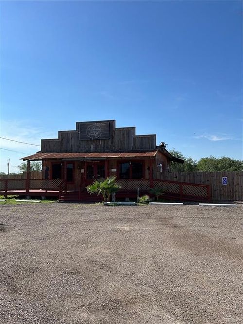 640 Mile 16 1/2 Rd N, Elsa, TX, 78543 | Card Image