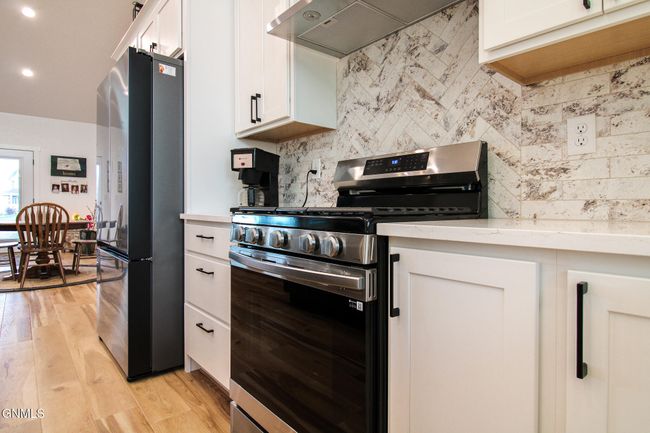 8127 Hawktree Dr, Townhouse with 3 bedrooms, 2 bathrooms and null parking in Bismarck ND | Image 5