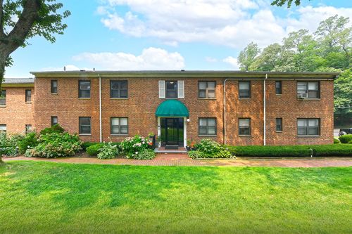 apt-a-317 Main St, Roslyn, NY, 11576-2118 | Card Image