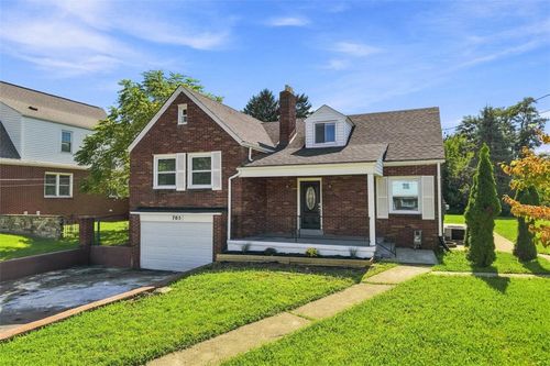 705 Greenlee Rd, Whitehall, PA, 15227 | Card Image