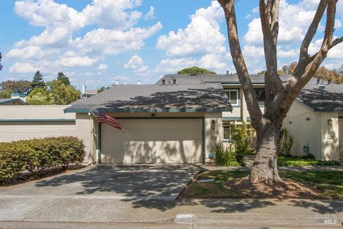 1800 London Drive, Benicia, CA, 94510 | Card Image