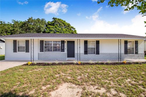 2112 Embry Ave, Haines City, FL, 33844-9103 | Card Image