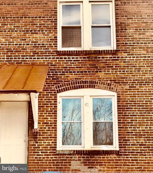 65 Railroad Ave, ROEBLING, NJ, 08554-1103 | Card Image