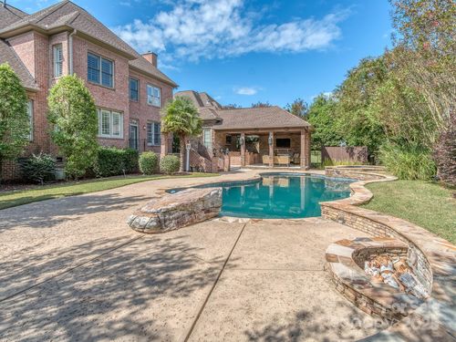 8208 Wingard Rd, Waxhaw, NC, 28173-9086 | Card Image