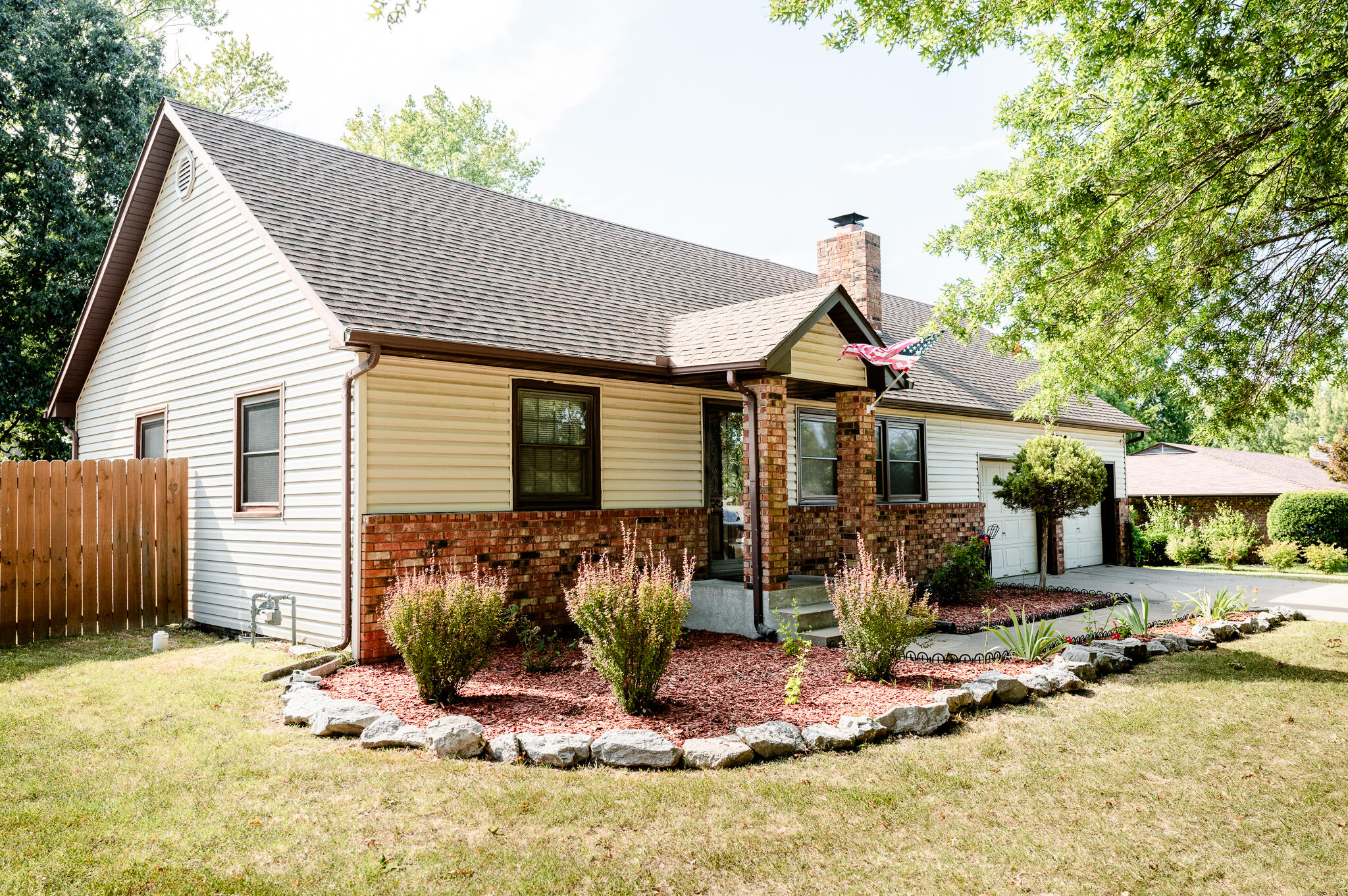 Ventura Ave, Monett, MO 65708