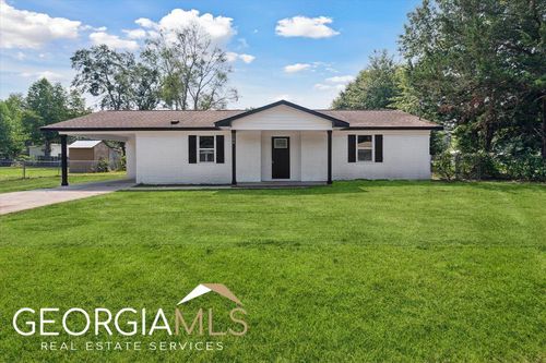 1106 Ricade Dr, Fort Stewart, GA, 31313-5127 | Card Image