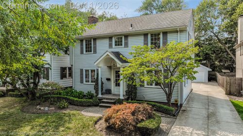 743 Rivard Blvd, Grosse Pointe, MI, 48230-1254 | Card Image