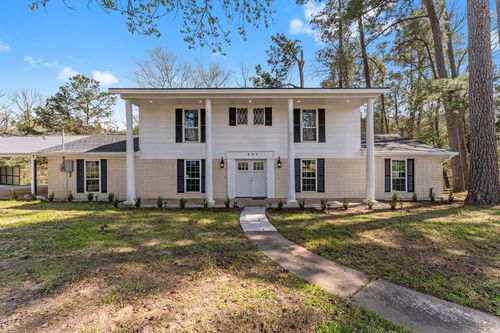 420 E Lake Dr, Livingston, TX, 77351-6013 | Card Image