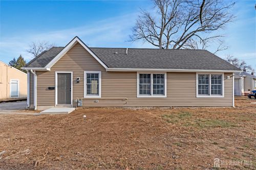 20 Louis Ave, Middlesex, NJ, 08846-1323 | Card Image