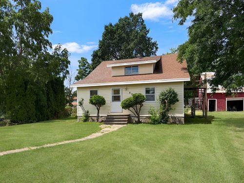 635 Elm Street, OMRO, WI, 54963 | Card Image