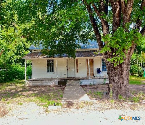 303 N Rusk Ave, Cameron, TX, 76520-2448 | Card Image