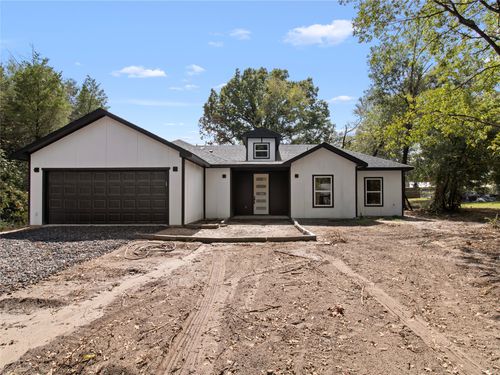 105 County Road 1250, Fairfield, TX, 75840-5276 | Card Image