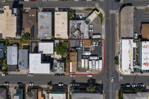 3331 Campbell Ave, Honolulu, HI, 96815-3816 | Card Image
