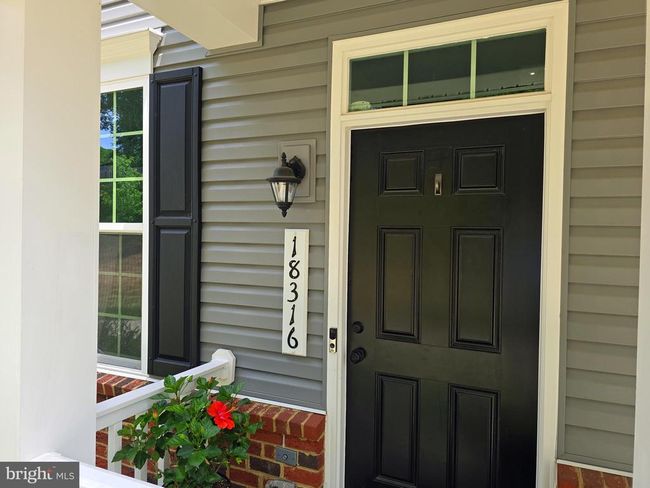 18316 Reaper Hill Ct, Townhouse with 3 bedrooms, 3 bathrooms and null parking in TRIANGLE VA | Image 6