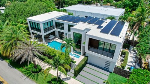 1600 Ne 6th St, Fort Lauderdale, FL, 33304-2976 | Card Image