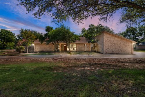 7508 Ravenswood Rd, Granbury, TX, 76049-4743 | Card Image