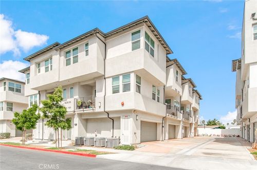 1515 W Bushell St, Anaheim, CA, 92805-6584 | Card Image