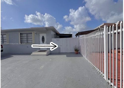 4885-4885 Nw 4th St, Miami, FL, 33126-2121 | Card Image