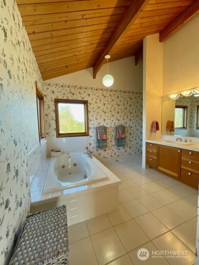 Primary Bath | Image 24