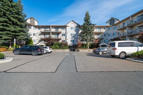 411-7694 Evans Rd, Chilliwack, BC, V2R3W3 | Card Image