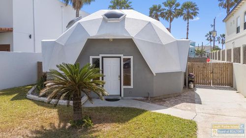107 E Georgia Ruth Dr, South Padre Island, TX, 78597-7502 | Card Image