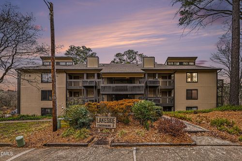 3035 Huntleigh Dr, Raleigh, NC, 27604-3368 | Card Image