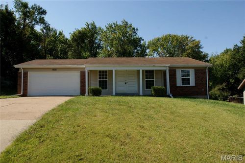 12909 Ox Bow Ln, Saint Louis, MO, 63138-1531 | Card Image