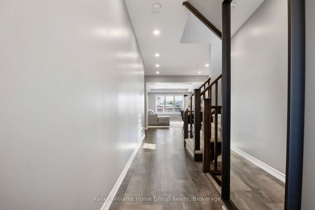 173 W Oak Trail, House attached with 3 bedrooms, 3 bathrooms and 1 parking in Kitchener ON | Image 7