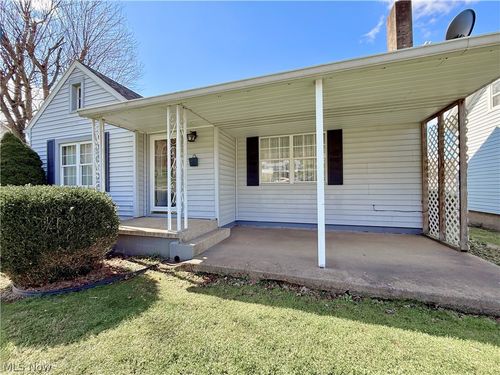 175 3rd St, Lowell, OH, 45744-7556 | Card Image