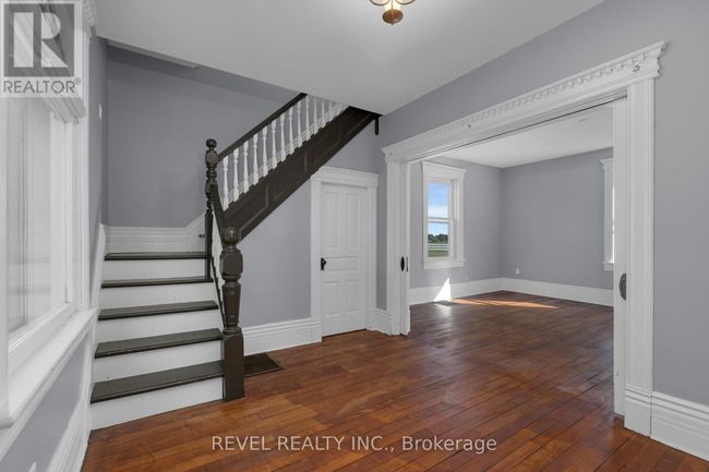 7281 9 Th Line, House other with 4 bedrooms, 2 bathrooms and 10 parking in Thornton ON | Image 20
