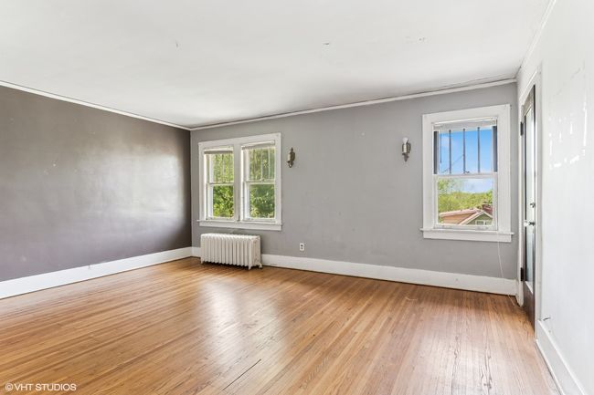 1005 Division St, House other with 6 bedrooms, 2 bathrooms and 2 parking in Lisle IL | Image 23