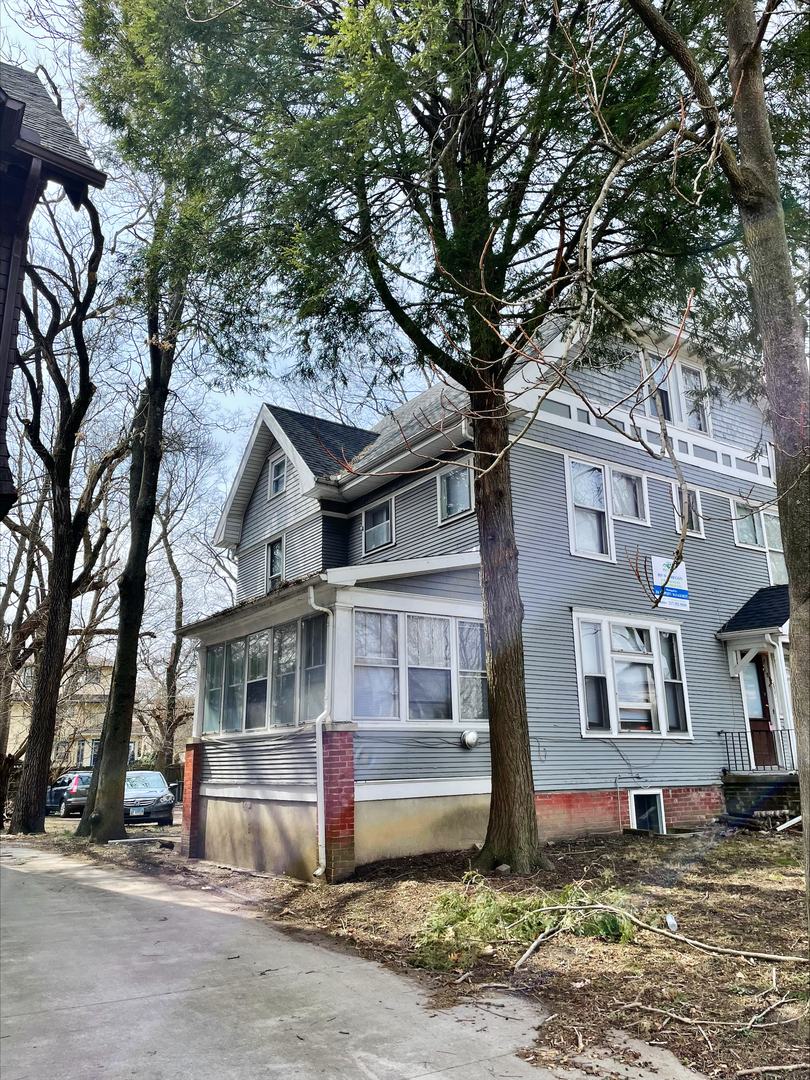 Commercial Sale in Urbana 5