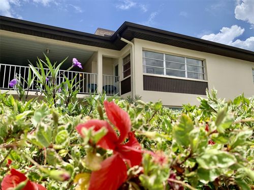 apt-203-4712 Marine Pkwy, New Port Richey, FL, 34652-7308 | Card Image